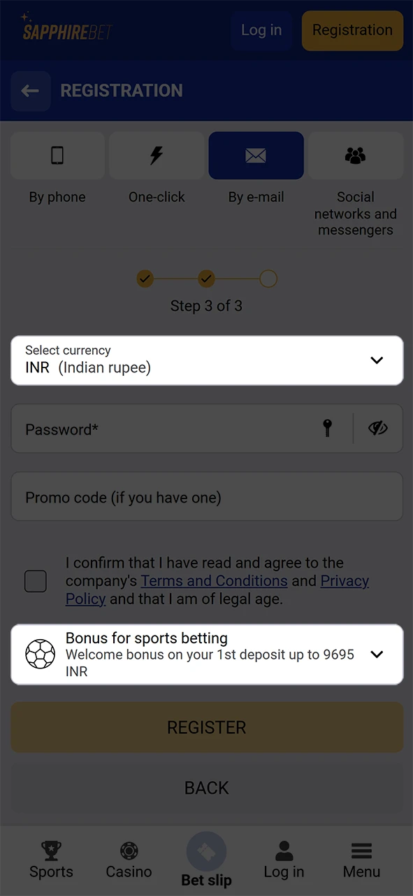 Choose a sign-up bonus from SapphireBet and specify the currency.